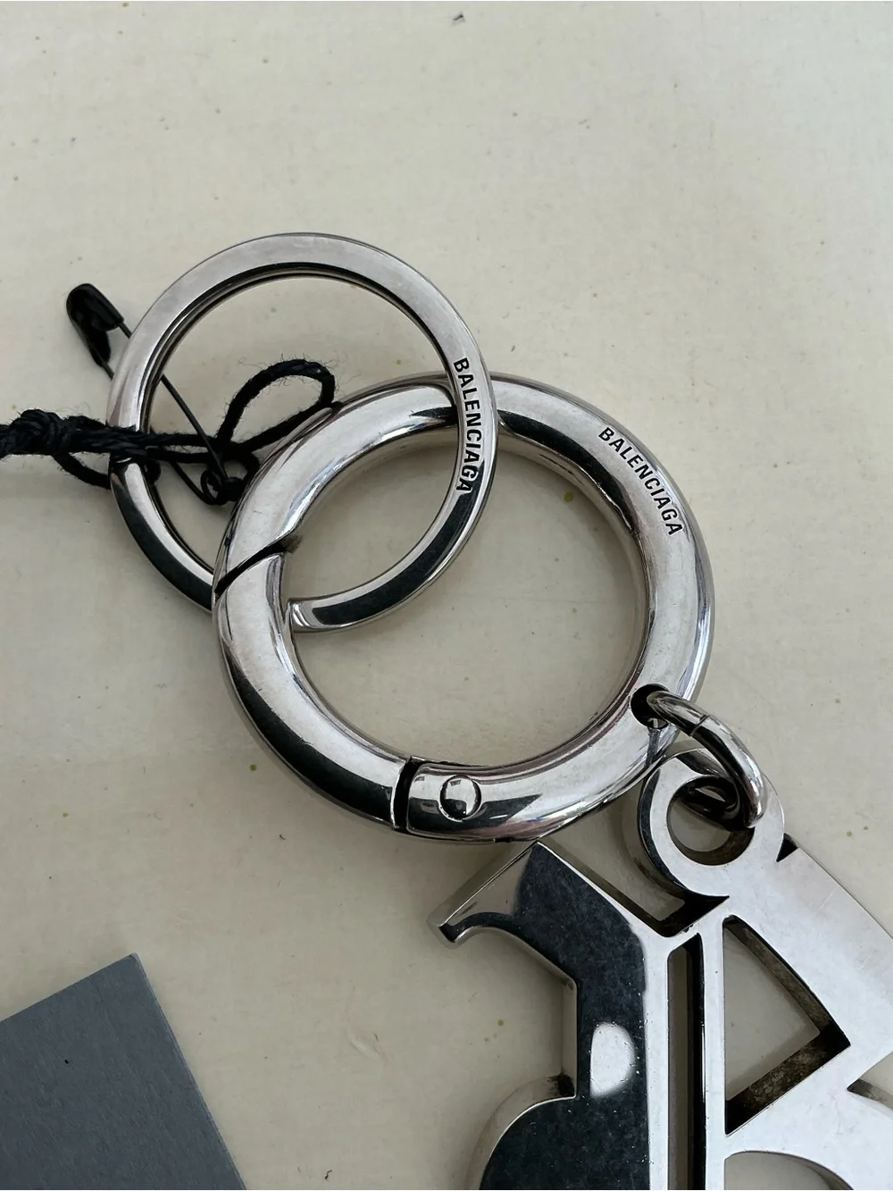 BALENCIAGA MELROSE B LOGO KEYCHAIN KEY RING FOB IN ANTIQUE SILVER - Picture 6 of 15